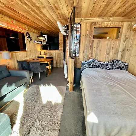 Beautiful Ski-in Ski-out Magnificent View *